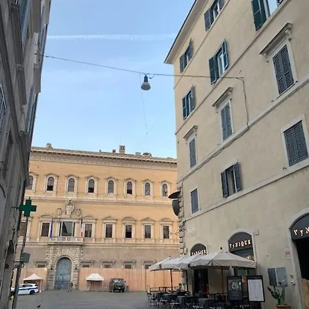 Casa Cristina In Piazza Farnese Apartment Rome Exterior photo