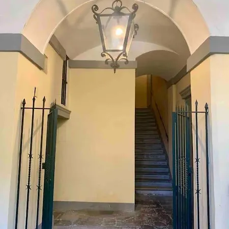 Casa Cristina In Piazza Farnese Apartment Rome Exterior photo